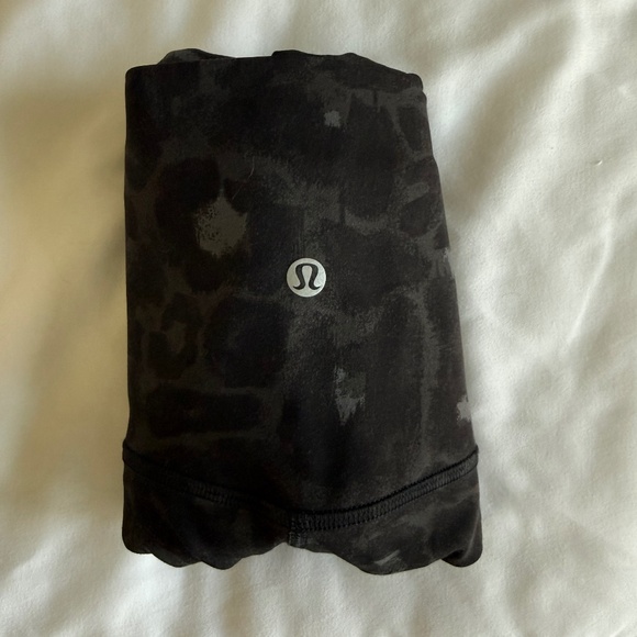 Lululemon Align Leggings 28” - Like New - Picture 1 of 4